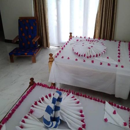 Ocean Breeze Hotel Nungwi Buitenkant foto