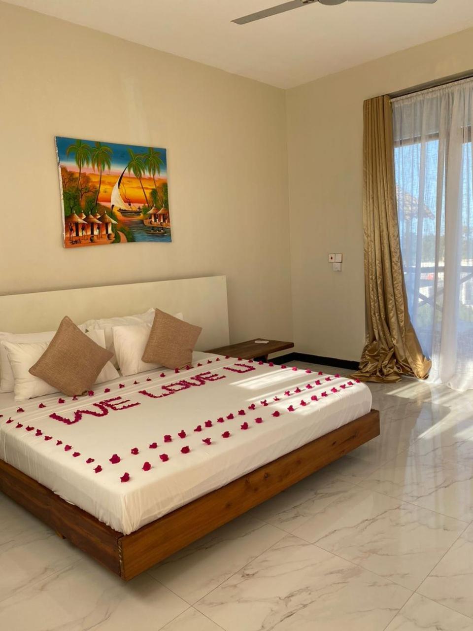 Ocean Breeze Hotel Nungwi Buitenkant foto